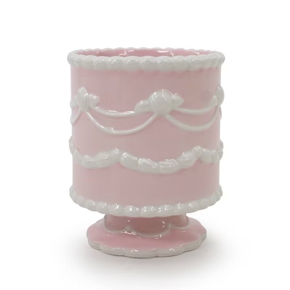 Target Other - Target Cake Makeup Brush Holder